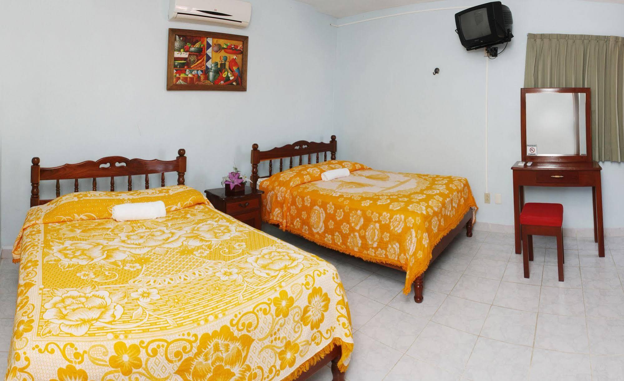 Hotel Hacienda Бакалар Экстерьер фото